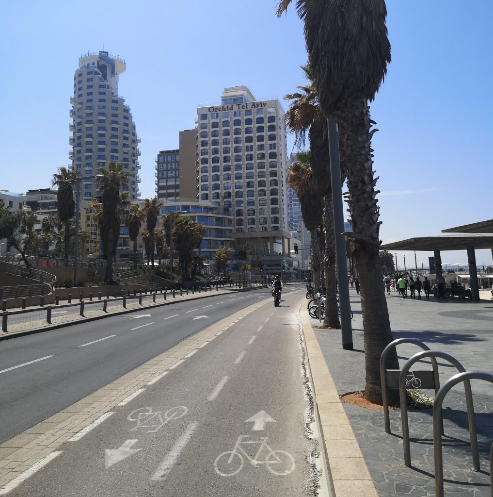 Cyklochodník v Tel Avive
