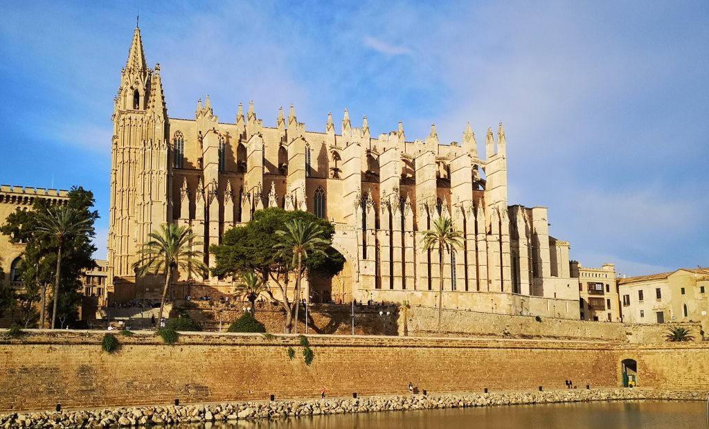 Katedrála Panny Márie v Palma de Mallorca