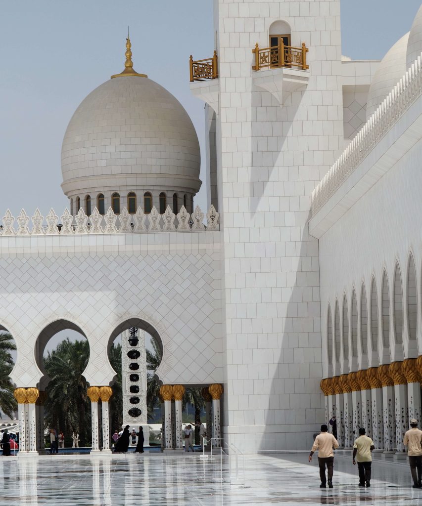 Abú Dhabí - čo vidieť a zažiť__Grand Mosque