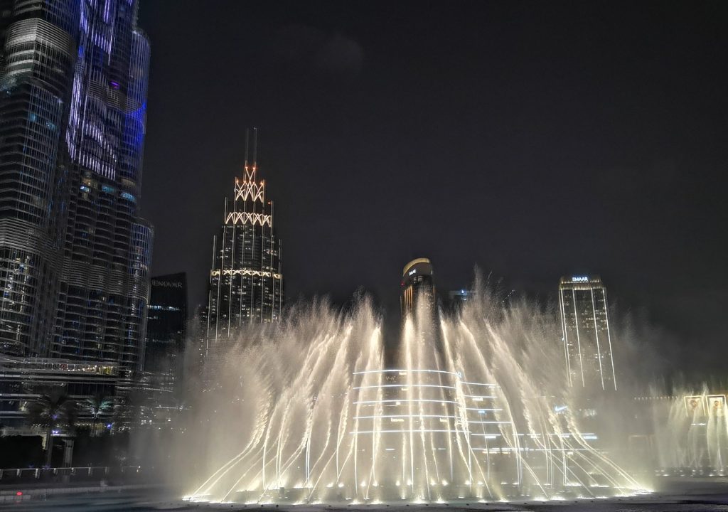 Dubai - mesto luxusu a vysokých ambícií - Dubai Fontaine